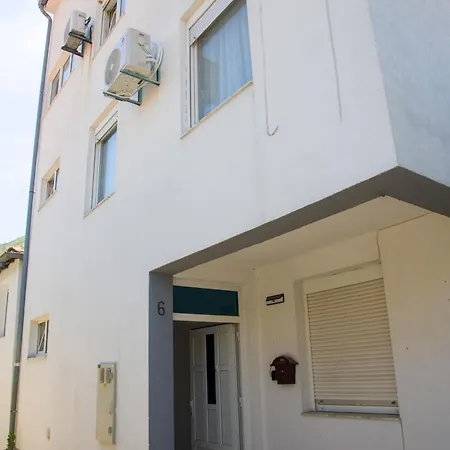 Unit 3* Mostar