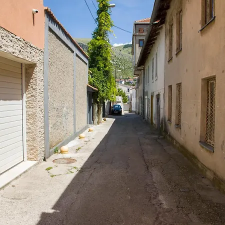 Unit 3* Mostar